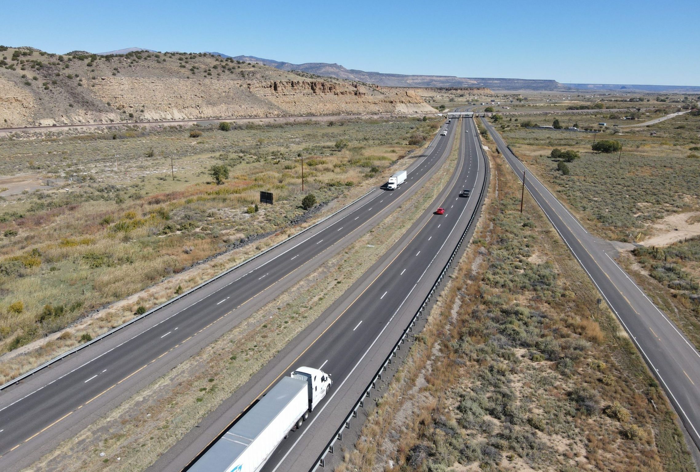 image of I-40 and frontage road