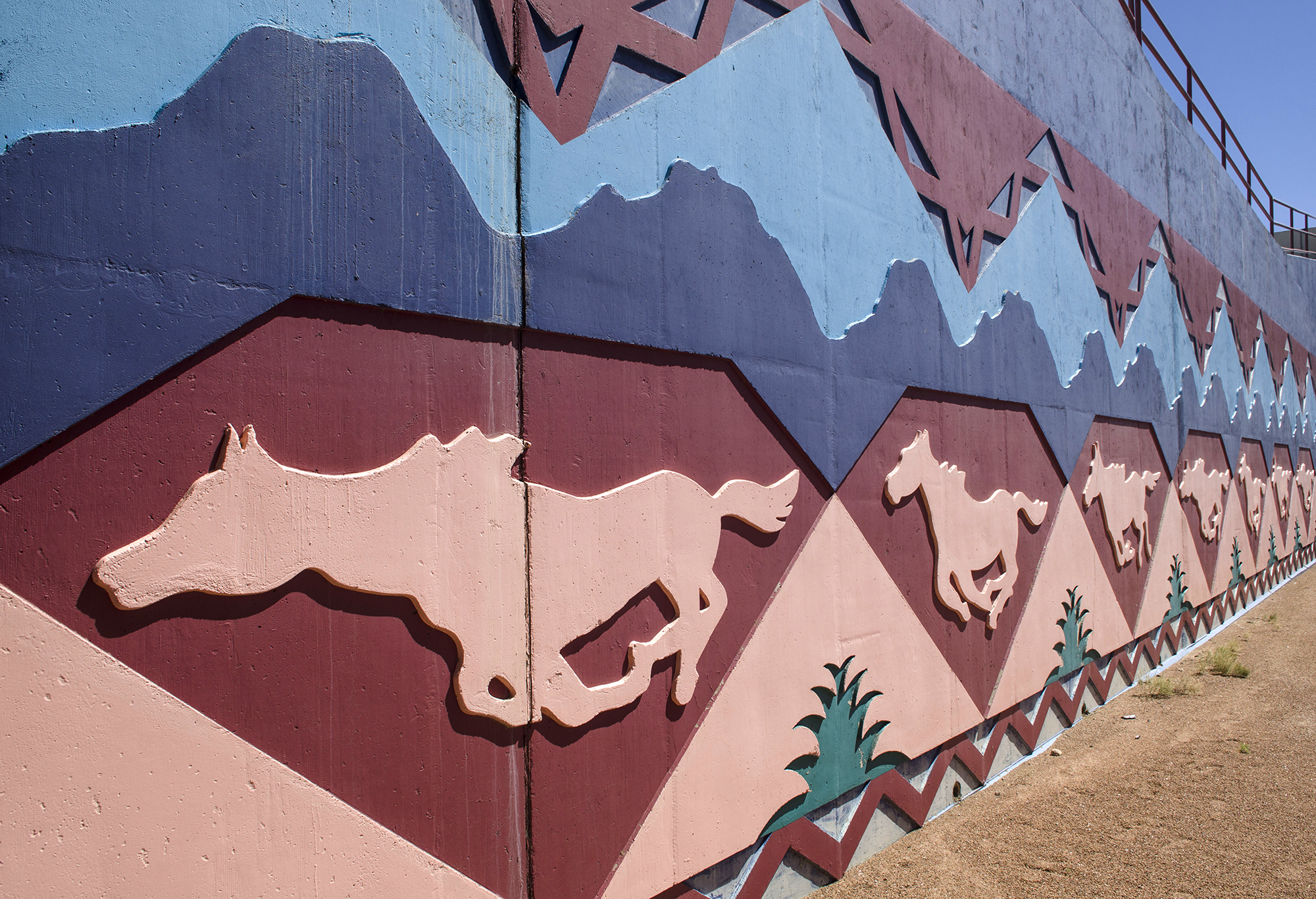 Bridge Art at I-25 and NM-320